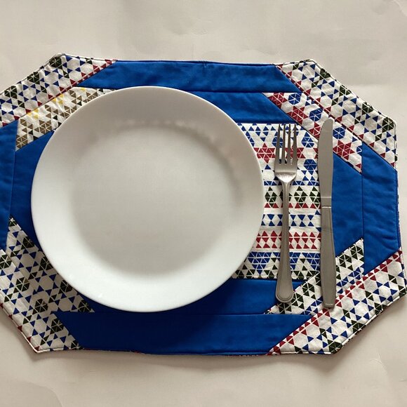 New Handmade Quilted Rectangle Placemats Set of 4 Table Linens - Picture 1 of 5